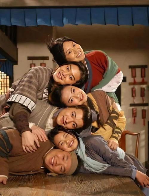 春节吃瓜神剧推荐,春节必看！盘点那些让人笑到肚子疼的吃瓜神剧