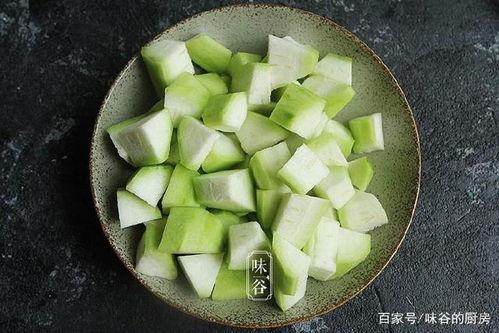 吃爽口瓜,吃爽口瓜，尽享清凉时光